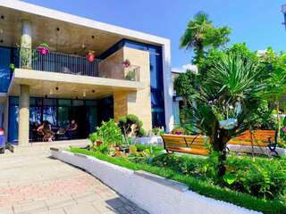 Гостевой дом Villa NiNo Кобулети-0